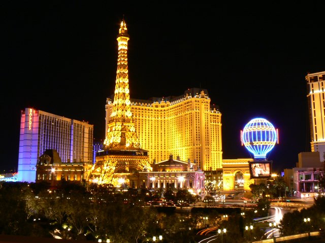 4 Ways To See Vegas Without Blowing All Your Savings