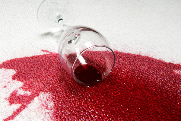 Top Tips for Removing a Red Wine Stain From a Carpet