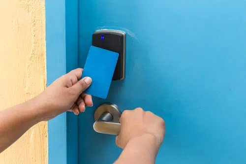 3 High-Tech Additions for the Best Airbnb Reviews