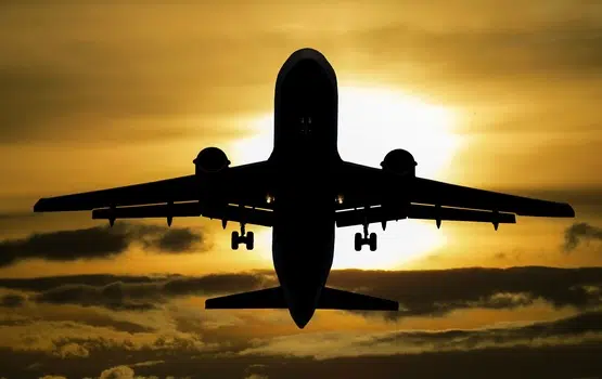 aircraft-holiday-sun-tourism-99567-medium