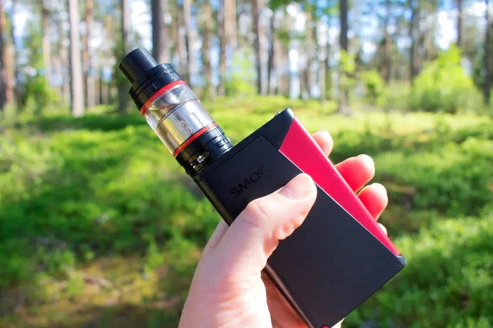 How to Stay Safe When Vaping