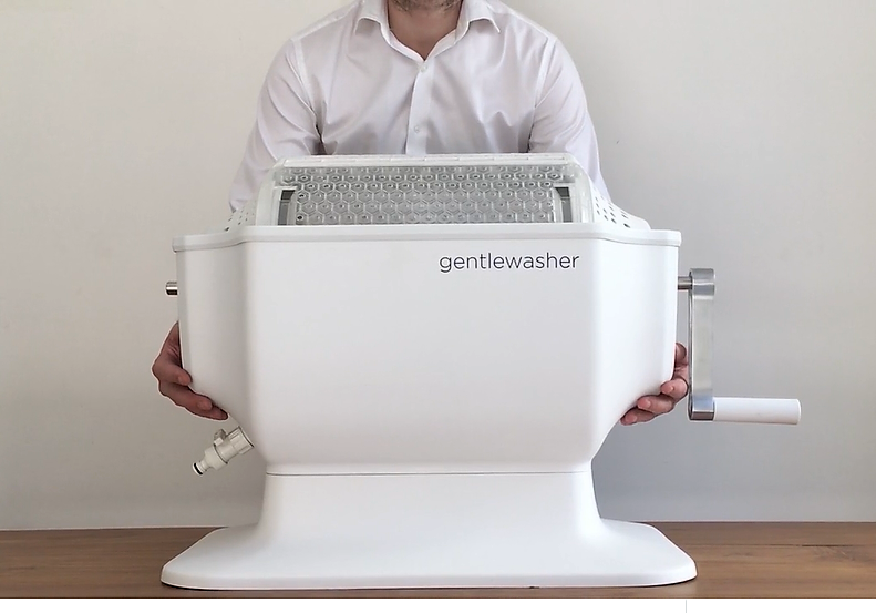 Go Green for the Holidays with Gentlewasher for Clothes