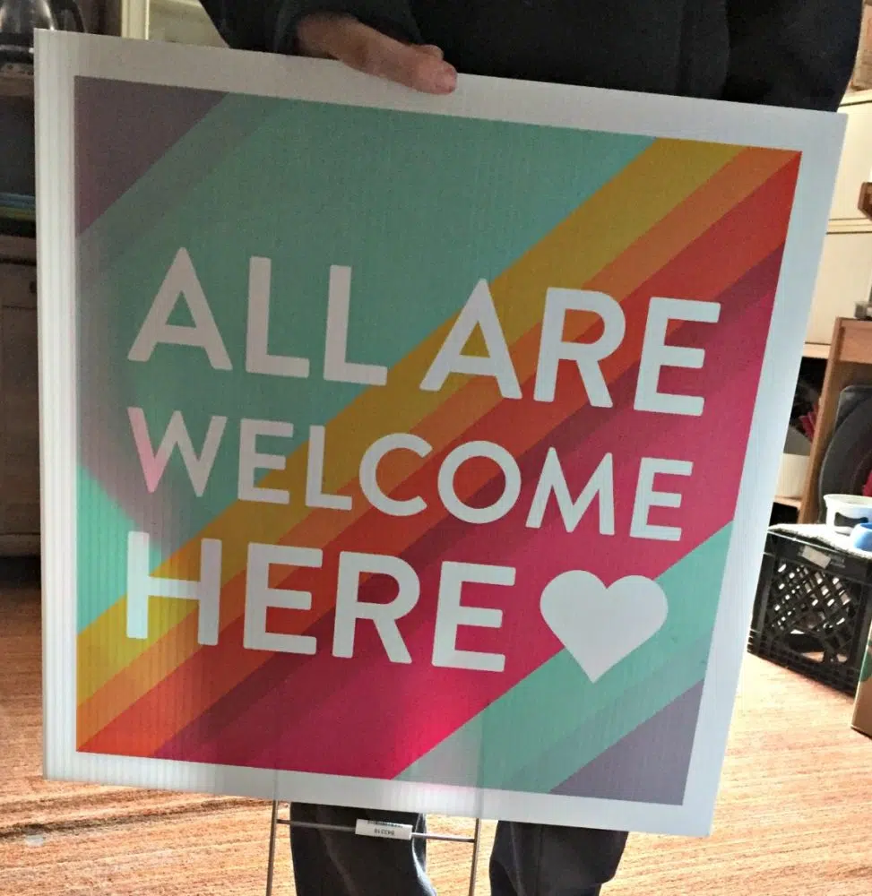 allarewelcomeheresign2