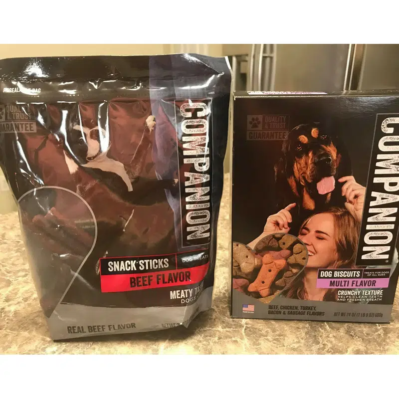 Introducing a New Pet to Your Other Dogs