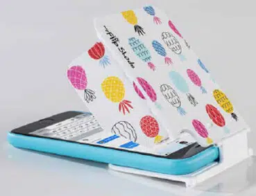 The Ultimate Smartphone Accessory - myFlipShade 2