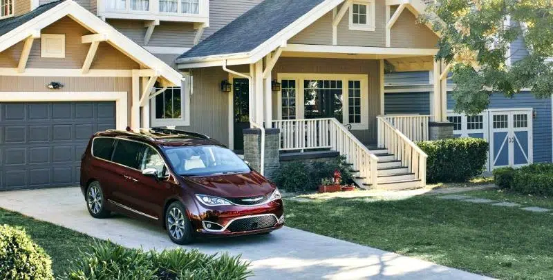 Everything You Could Wish For Comes With The 2018 Chrysler Pacifica Hybrid