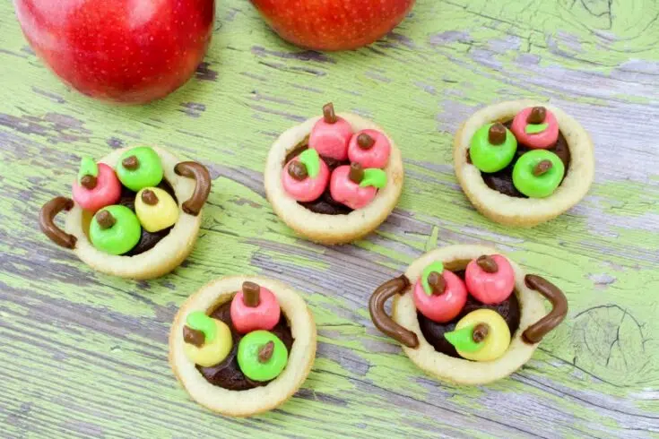 Bushel of Apples Cookie Cups Recipe