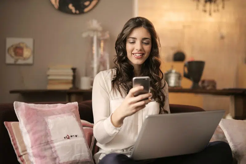 How to Get the Best Deal When Purchasing Furniture Online