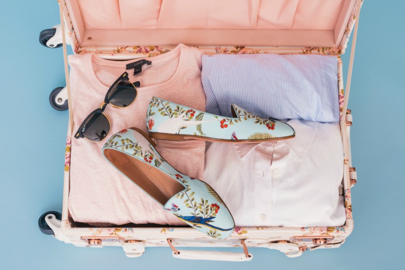 Things That Should Be in Your Checklist When Packing for a Vacation
