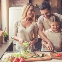 A Parent's Guide to Teaching Kids Healthy Eating Habits