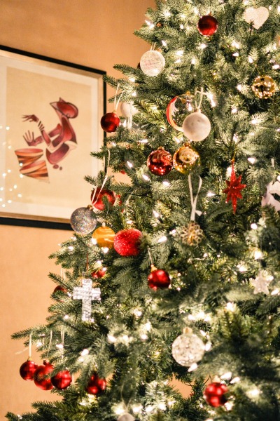 Christmas Decorating Hacks You Need to Know