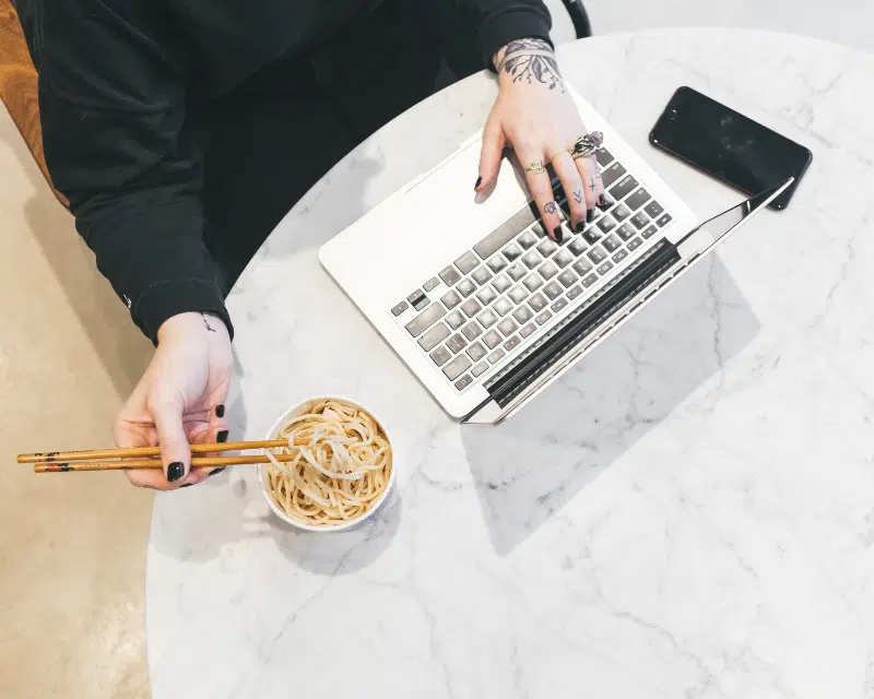 How To Make Money During Your Lunch Break