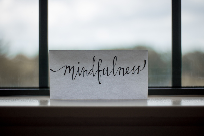 5 Simple Ways To Practice Mindfulness 