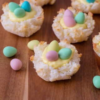 Easter Macaroons
