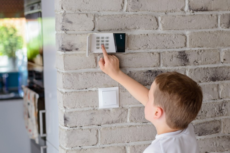 High-Tech Security Camera Features to Keep Your Kids Safe