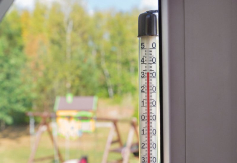 Top Reasons To Purchase An Indoor and Outdoor Thermometer