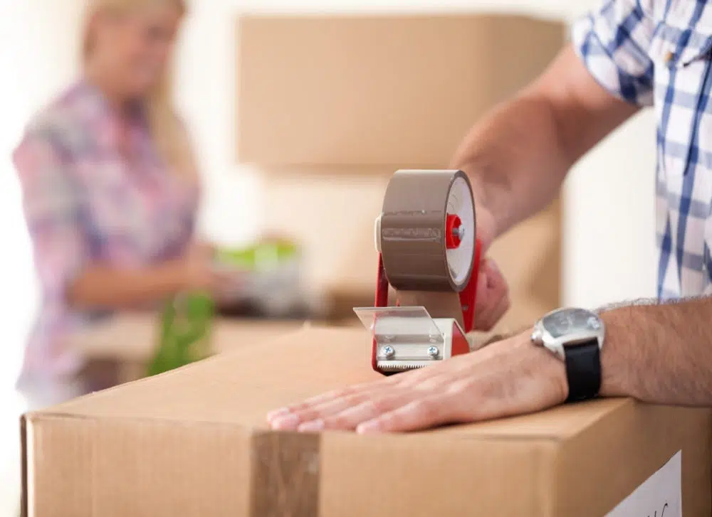 Keeping Things Organized and Running Smoothly When You Move Out