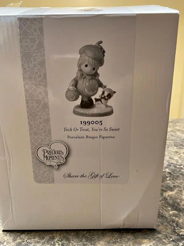 Grab A Beautiful Fall Keepsake From Precious Moments