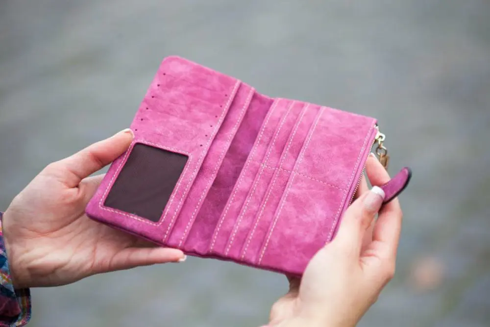 How To Avoid Going Broke By Borrowing Wisely