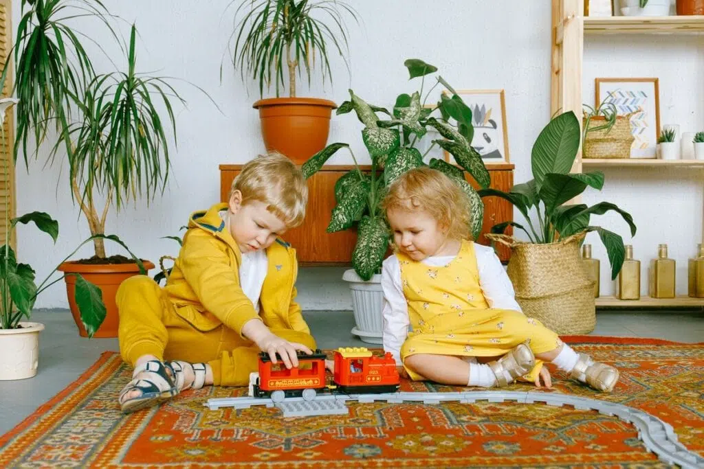 7 Ways To Stretch Your Child's Wardrobe