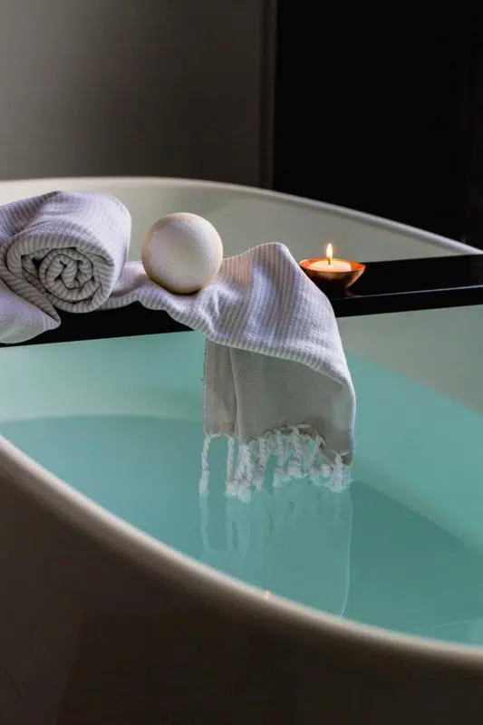 Accessories That Will Improve Your Bathroom Design [Top 7]