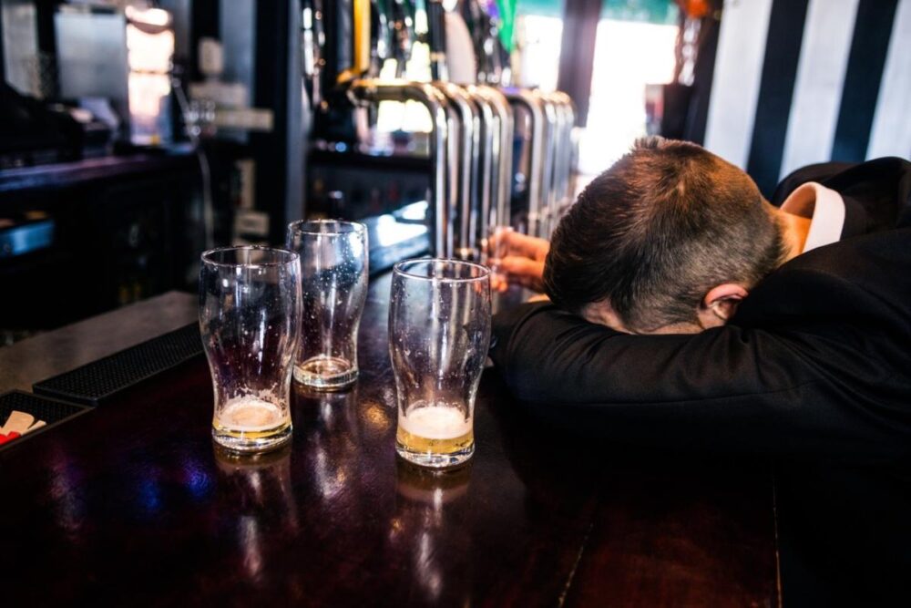 7 Key Signs You Have A Drinking Problem