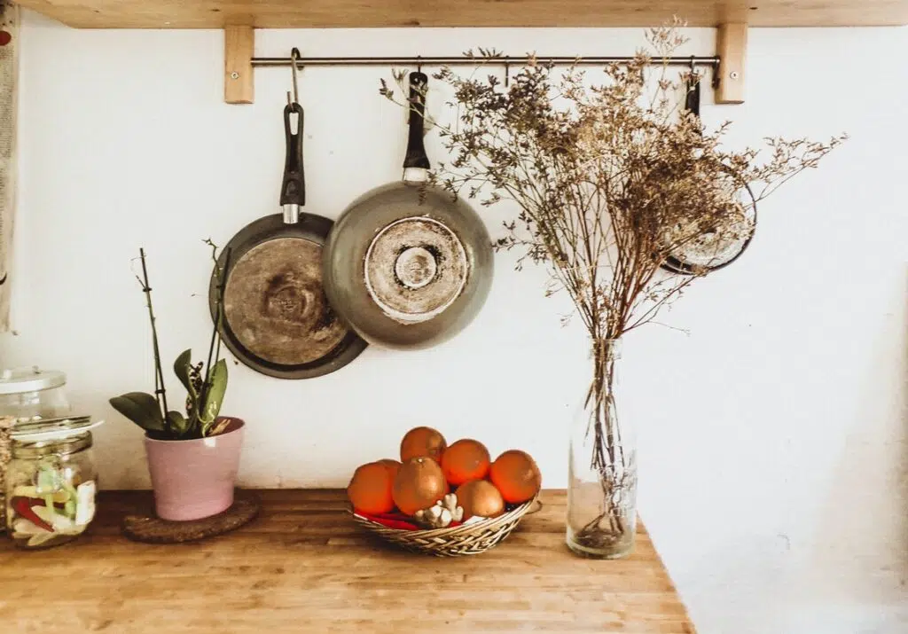 How To Take Advantage Of That Empty Wall Space [7 Ideas]