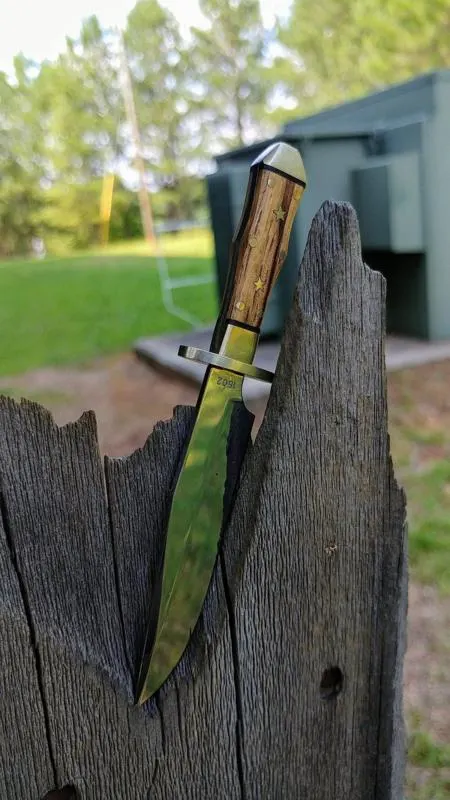 Why Owning A Bowie Knife Is A Fantastic Idea