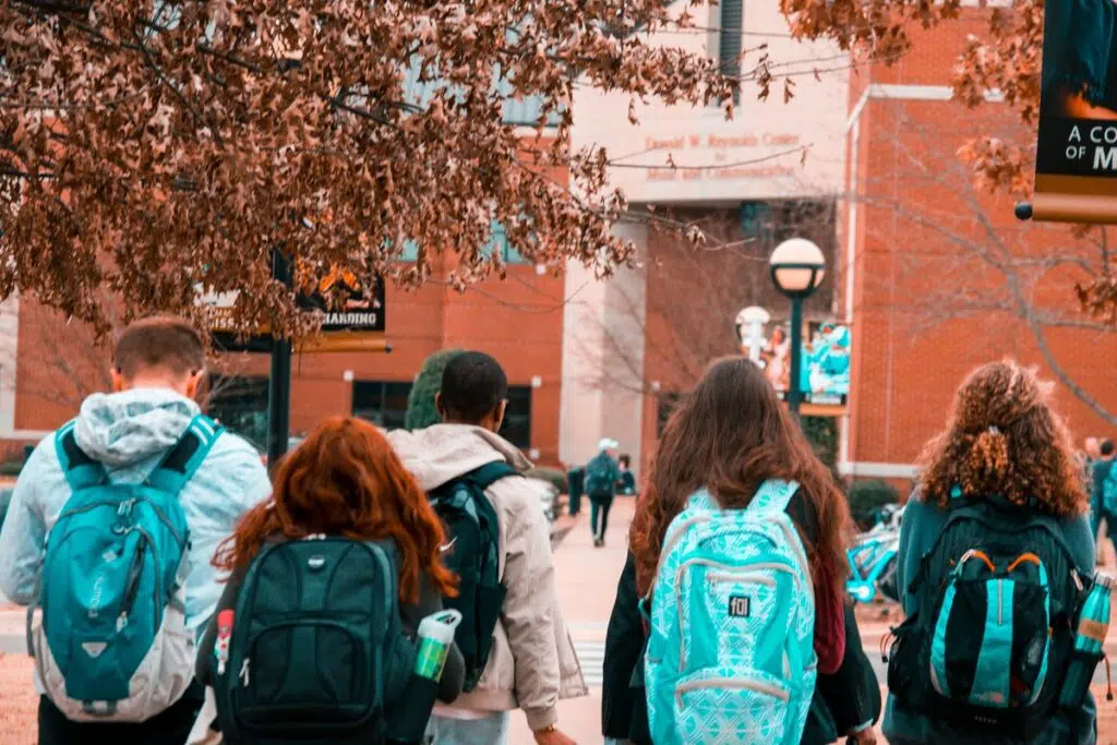Being A Parent: How To Help A Child Cope With College Problems