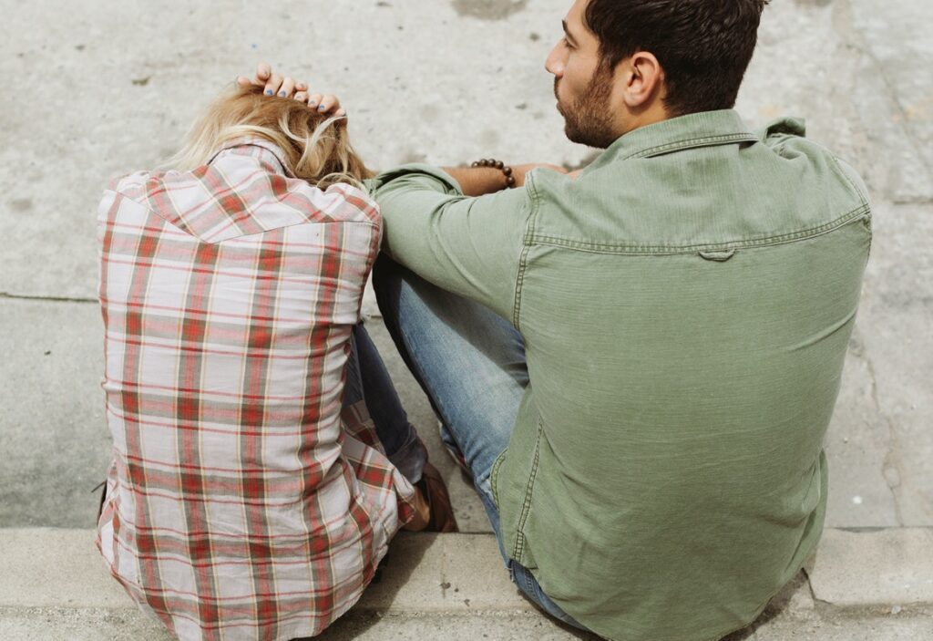 6 Common Reasons Why A Romantic Relationship May Fall Apart