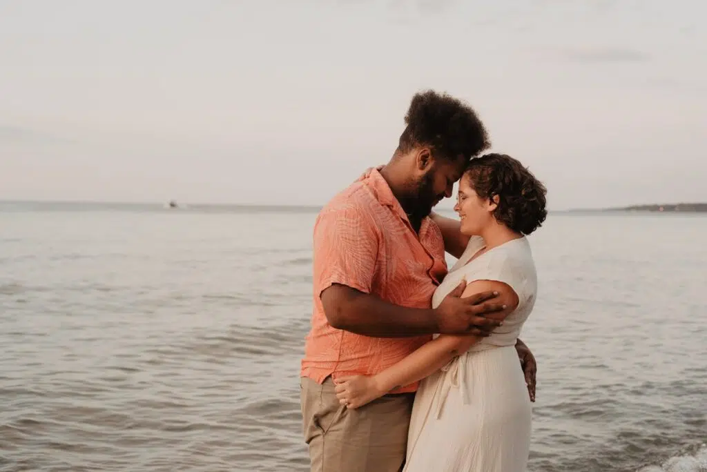 Passion Is Always In Fashion: 10 Hot Ways To Keep The Romance Alive
