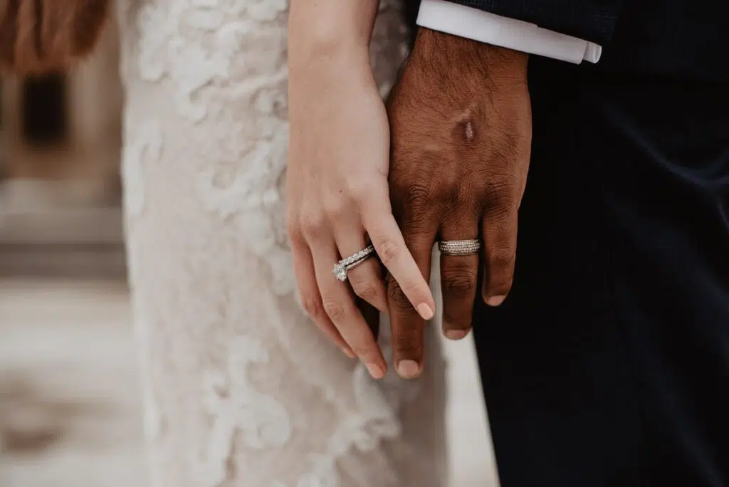 5 Wedding Tips To Stay On Budget