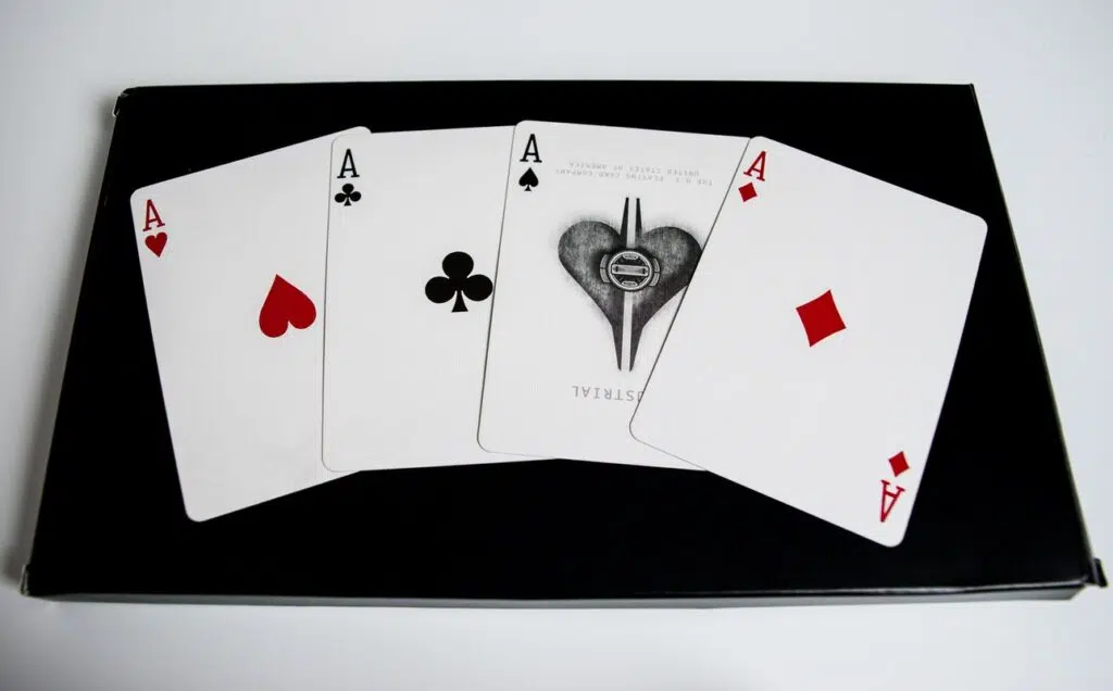 How To Be Smarter When Playing In An Online Casino