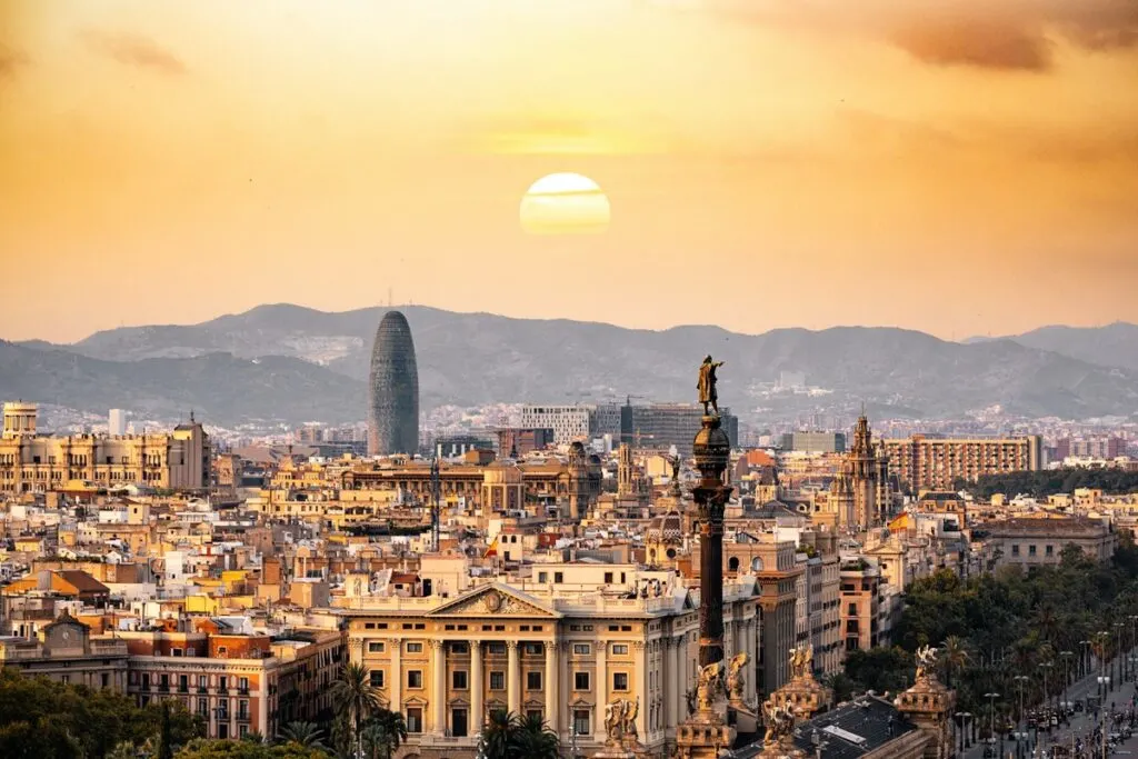 Getting A Work Visa For Spain: A Guide For Expats