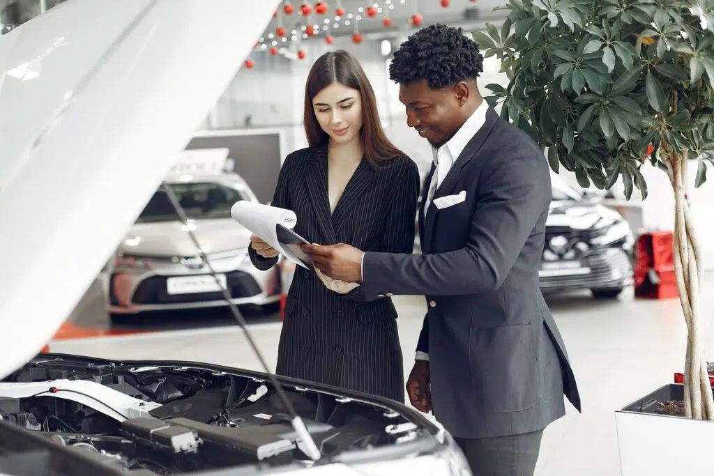 First-Time Car Buyers: Don&rsquo;t Overlook These Five Crucial Points!