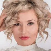 5 Easy Hair Care & Styling Tips You Can Try On A Vacation