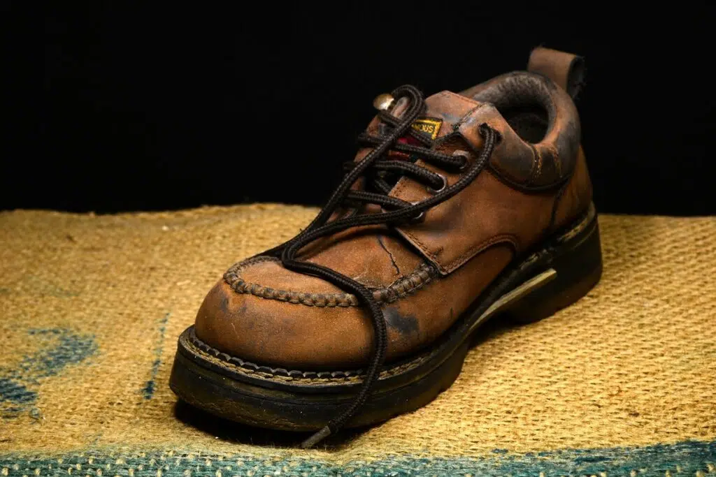 DIY Shoes: How To Give Your Old Shoes A New Look