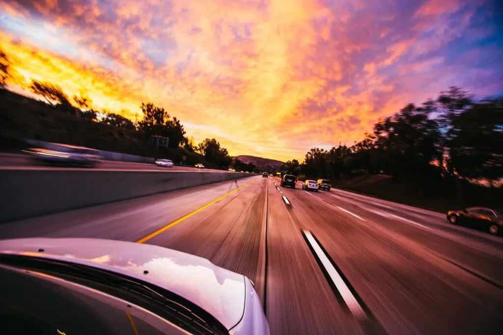 6 Things You Need To Stop Doing While Driving