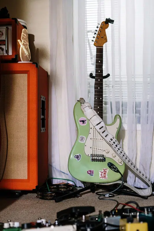 The Beginner's Guide To Guitar Modes And Scale