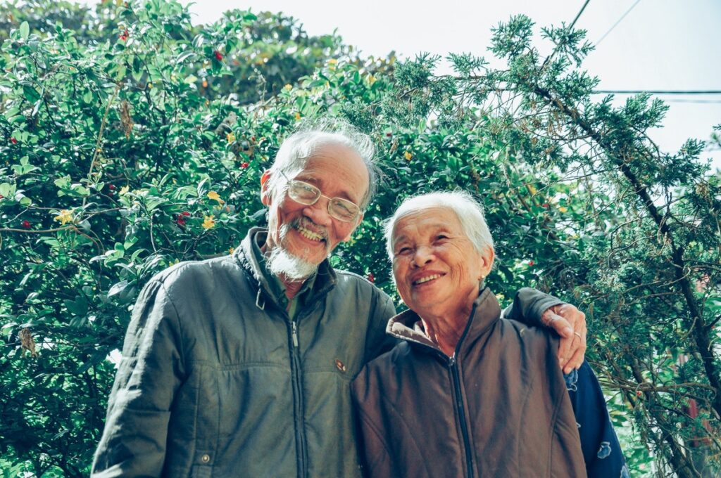 5 Meaningful Ways To Care For Your Aging Parents