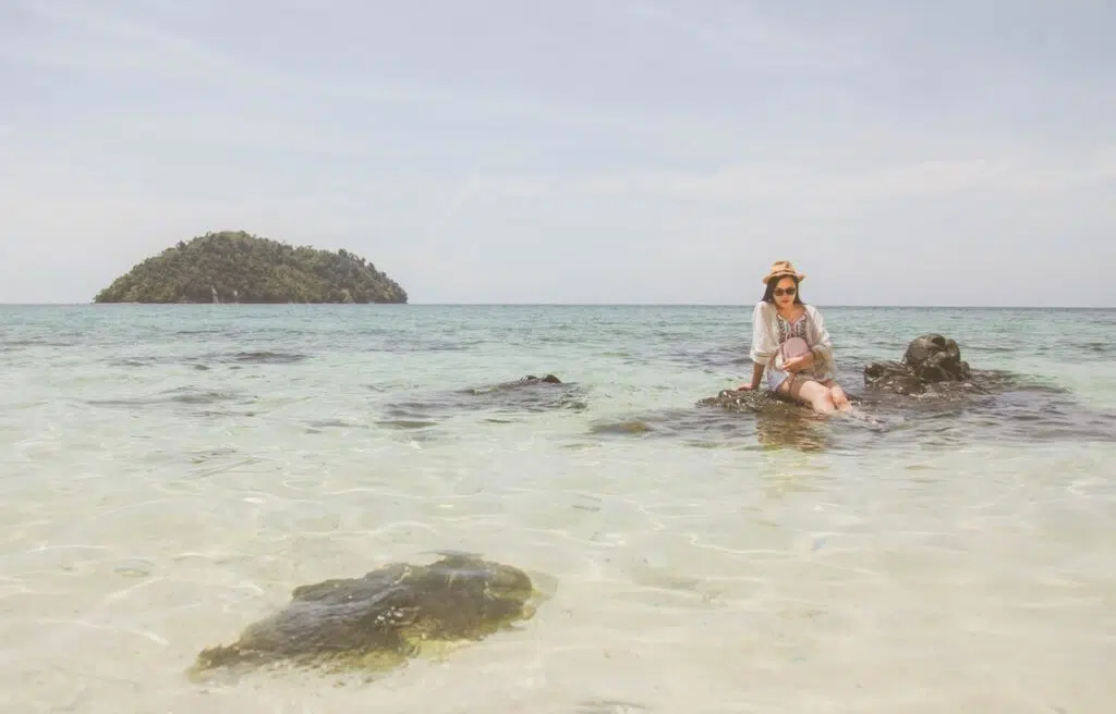 5 Benefits Of Sending Money As A Gift To Loved Ones Overseas