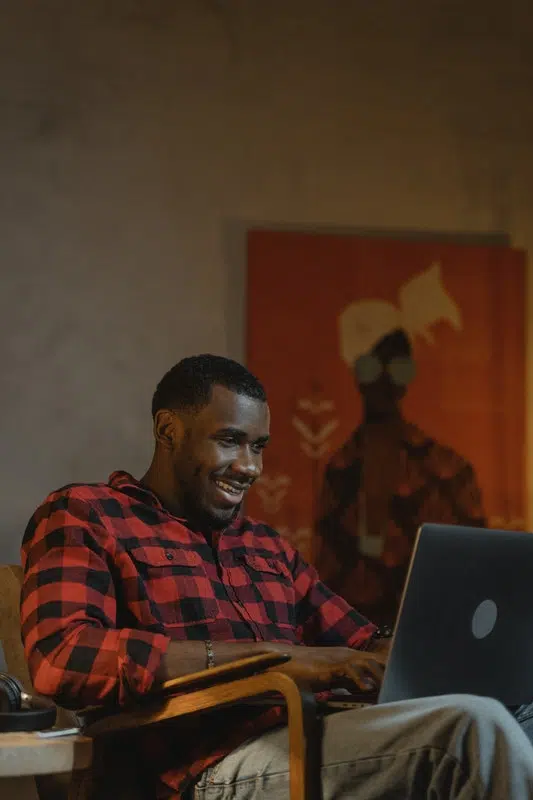 How To Choose An Online Music Class/Academy?