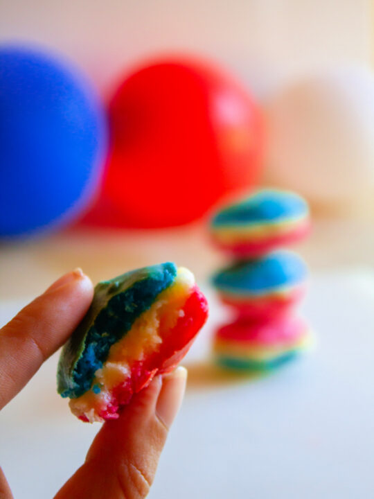 Red White and Blue 4th of July Macarons