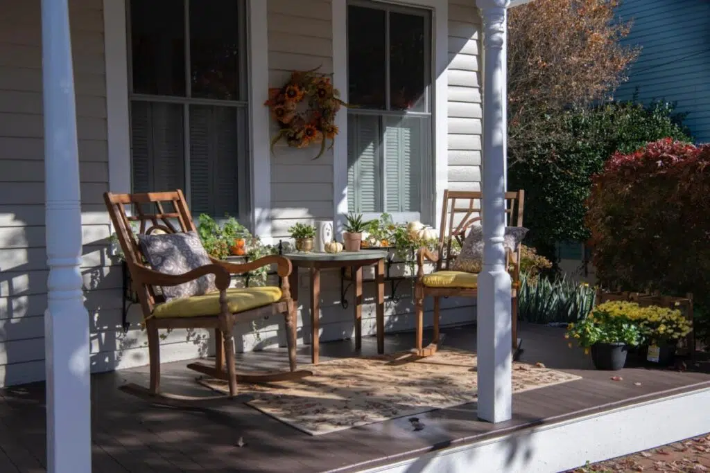 6 Porch Decorating Ideas