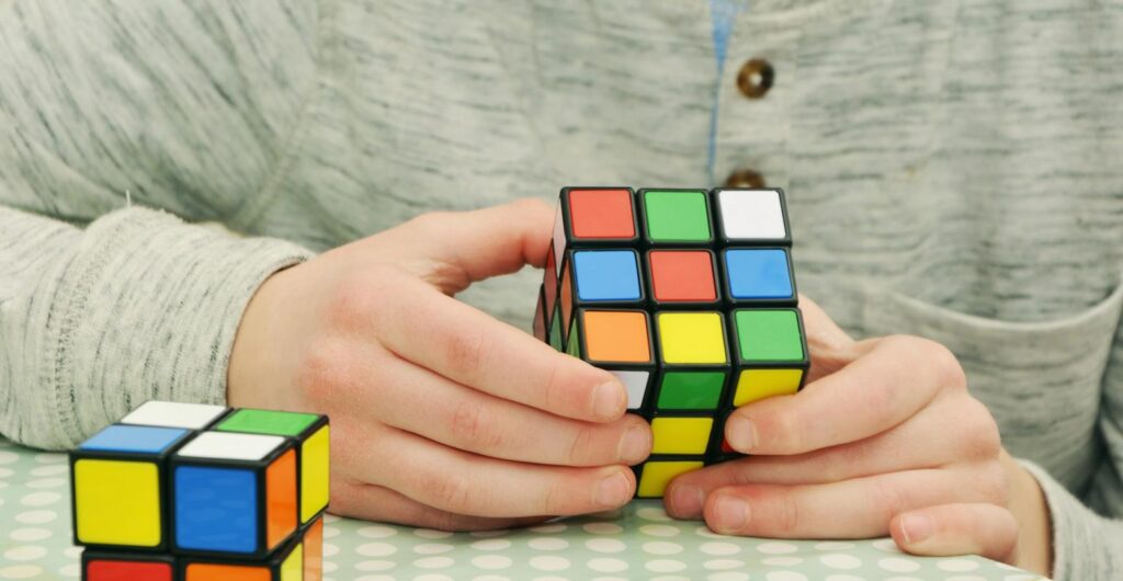 How A Puzzle Can Help You In Your Kids Studies