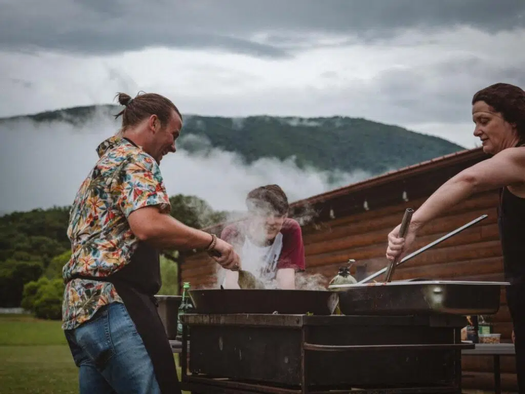 How To Plan The Perfect Backyard Barbeque: What You'll Need