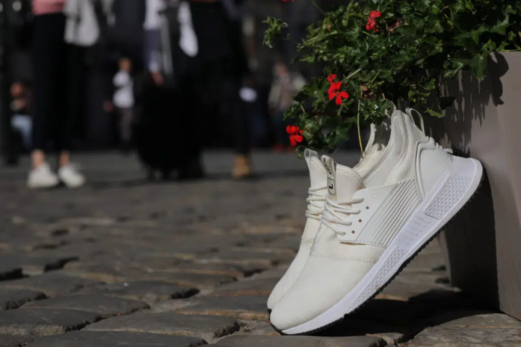 How To Select The Right Footwear