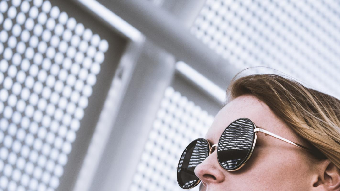 Why LED Sunglasses Are Vital & Grow Lights Hurt Your Eyes