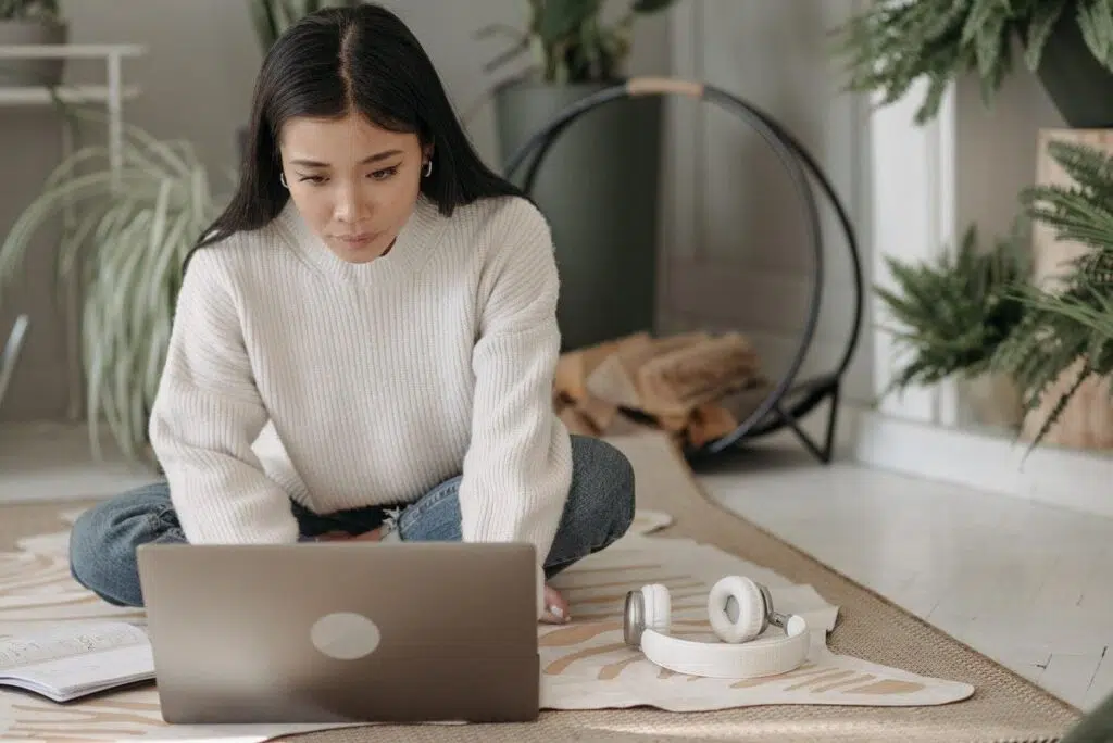 COVID-19 Hacks: How To Earn From Home And Solve Your Money Problems Now