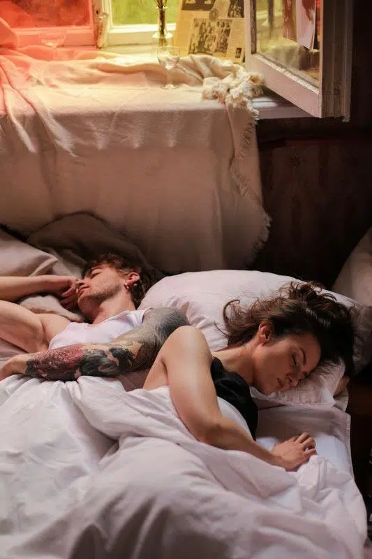 The Best And The Worst Sleeping Positions - Find The Best For You